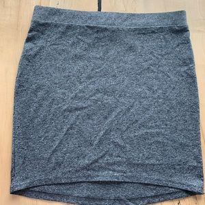 Small H&M heathered grey skirt